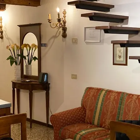 Hesperia Apartment